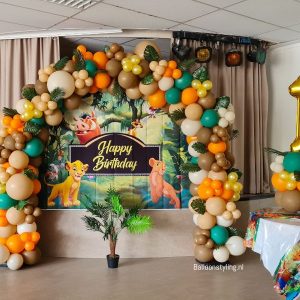Balloon Styling Tilburg organic ballonnenslinger cijferdecoratie palmboom ballonnen Tilburg (1)