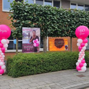 Balloon Styling Tilburg pilaren gepersonaliseerde ballon bedrukte ballon 60 jaar verjaardag topballon ballonnen Tilburg