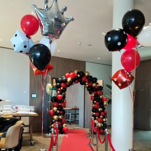 Balloon Styling Tilburg organic ballonnenboog chroom goud rood en zwart ballonnen Tilburg (1)