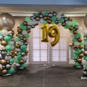Balloon Styling Tilburg ballonnenboog ballonnenpilaren organic ballonnen Tilburg