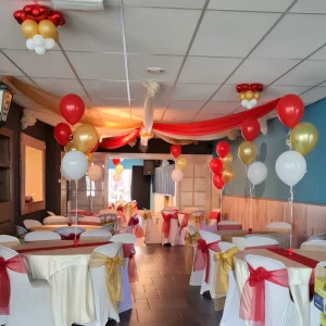 Balloon Styling Tilburg tafeldecoratie met heliumballonnen plafonddecoratie ballonnen Tilburg feestartikelen Tilburg